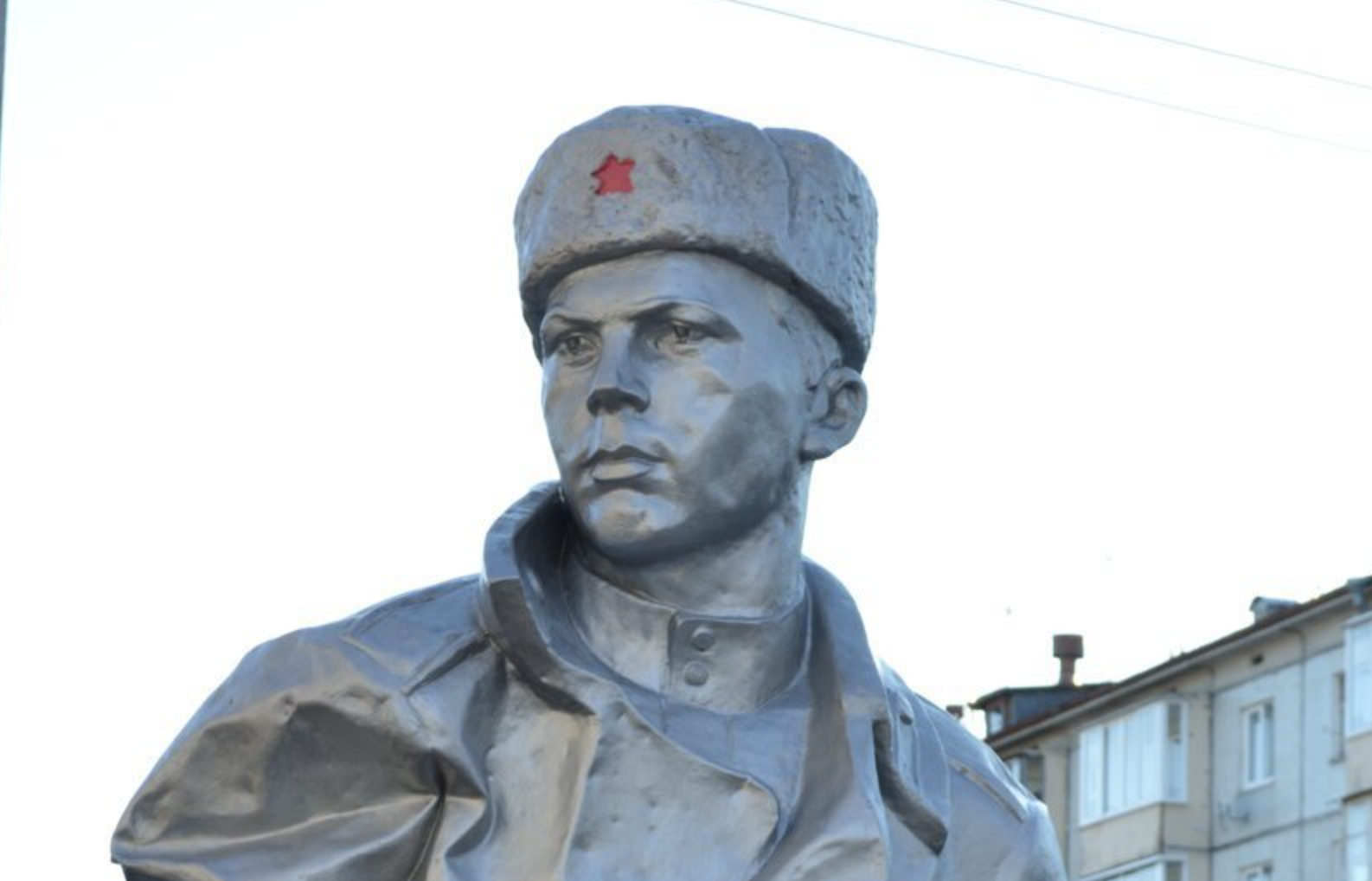 Память о подвиге юного разведчика